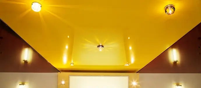 Натяжной ПВХ-потолок в двухкомнатную квартиру